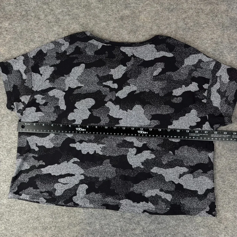 Lululemon‎ Cates Crop Tee Heritage Speckle Camo Womens 10